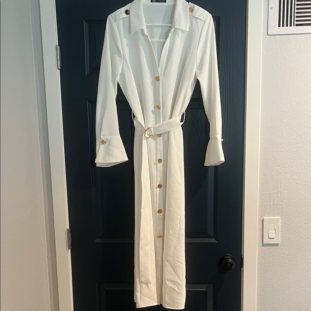 Zara Ivory Long Sleeve Buttoned Dress